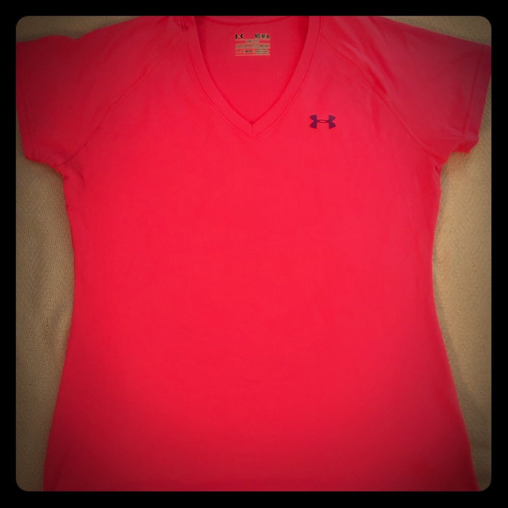 Sz medium Under Armour top